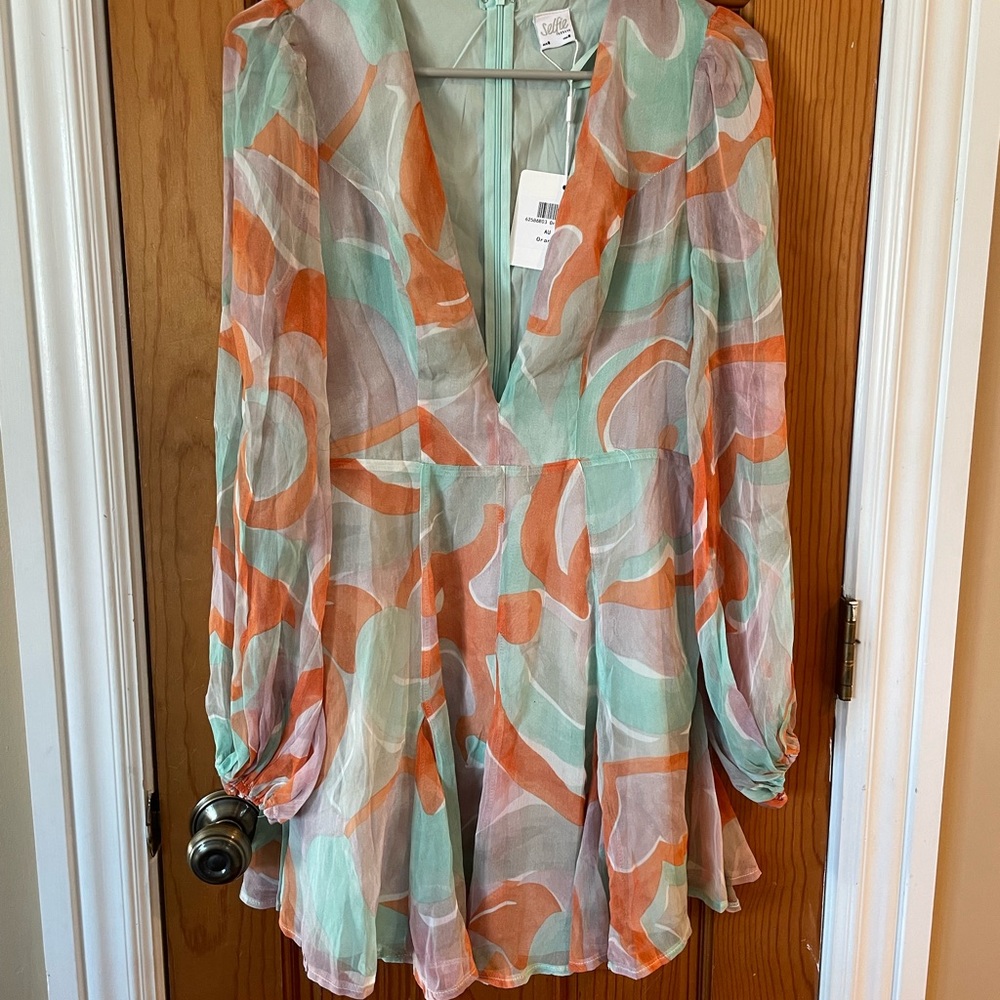 Selfie Leslie mini dress